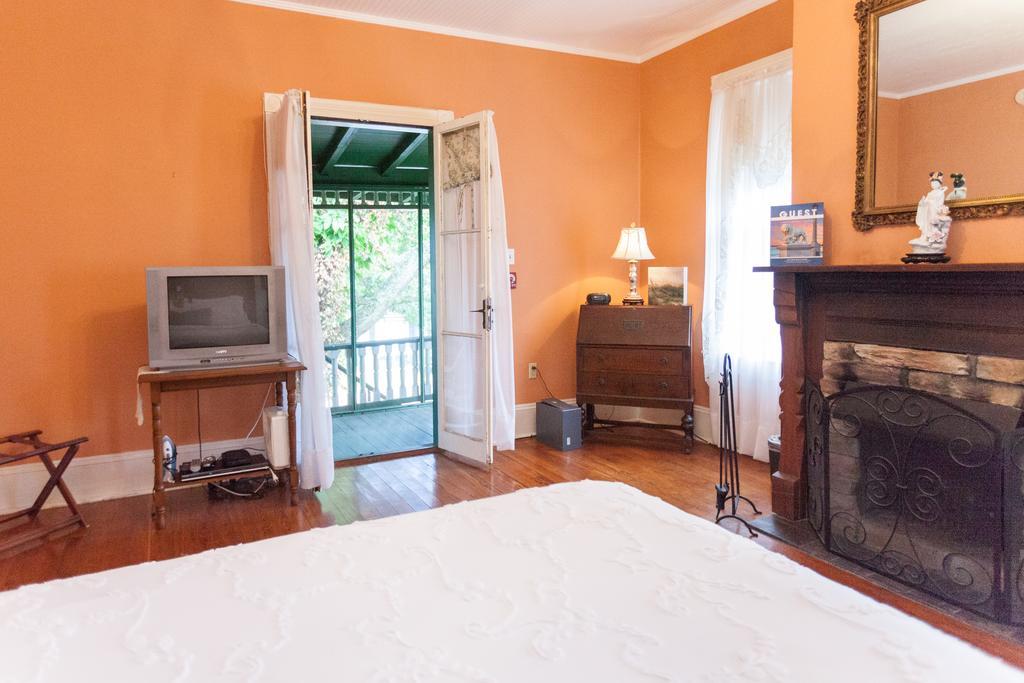 Alexander Homestead Bed And Breakfast St. Augustine Oda fotoğraf