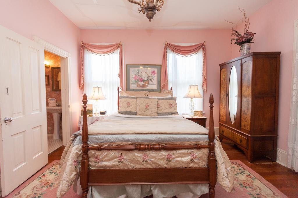 Alexander Homestead Bed And Breakfast St. Augustine Oda fotoğraf
